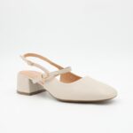 ⁦حذاء كعب ستاتي عريض متوسط مفتوح من الخلف لون بيج⁩ - الصورة ⁦2⁩