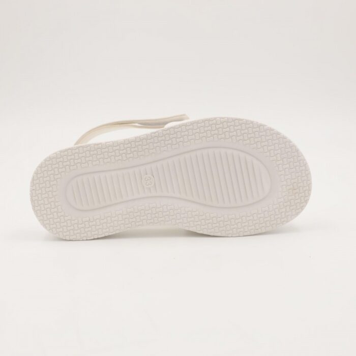 ⁦صندل بناتي لون ابيض⁩ - الصورة ⁦6⁩