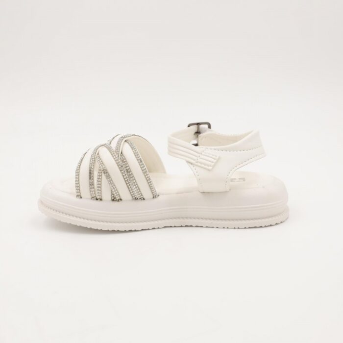 ⁦صندل بناتي لون ابيض مع سترس فضي⁩ - الصورة ⁦4⁩