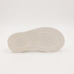 ⁦صندل بناتي لون ابيض مع احزمه لون فضي⁩ - الصورة ⁦6⁩