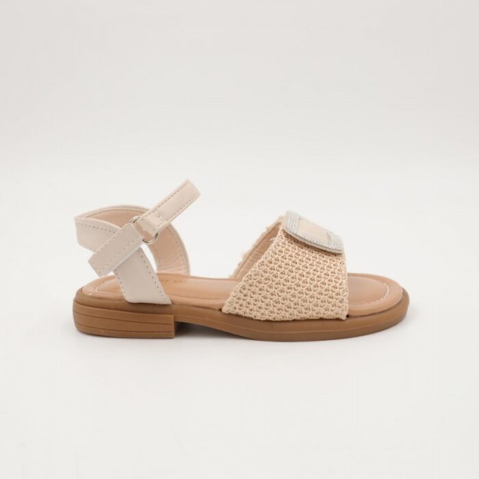 ⁦صندل بناتي مع حزام لون بيج⁩ - الصورة ⁦4⁩