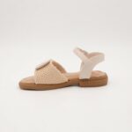 ⁦صندل بناتي مع حزام لون بيج⁩ - الصورة ⁦5⁩