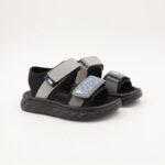 ⁦صندل اطفال ولادي مع لاصق لون اسود وسكني⁩ - الصورة ⁦3⁩