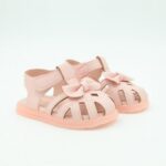 ⁦صندل اطفال بناتي بتصميم ببيونه لون زهري⁩ - الصورة ⁦3⁩