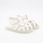 ⁦صندل اطفال بناتي بتصميم ببيونه لون ابيض⁩ - الصورة ⁦4⁩