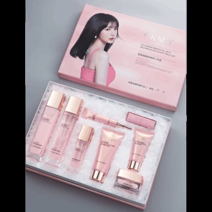 طقم ھدايا للعنايه بالبشره لمكافحة الشيخوخة 8 قطع OKADY