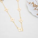 سلسال طويل بتصميم وردة لون ذهبي