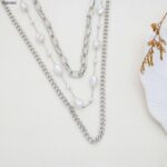 سلسال جنزير ثلاثة طبقات مع لولو لون فضي