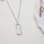 سلسال دبوس زركون لون فضي