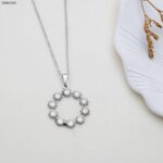 سلسال حلقة من النجوم زركون لون فضي