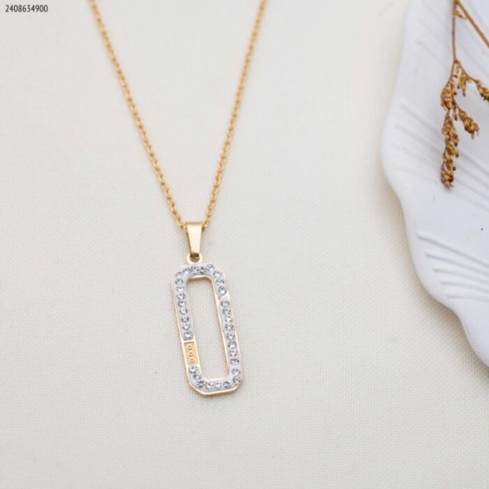 103383793_685ebef84a904 سلسال دبوس مستطيل لون ذهبي - الصورة 1