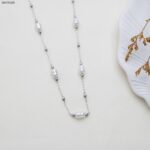 سلسال حبات لولو مع حلقات لون فضي