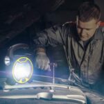 ⁦2 مصباح محمول LED أمامي وجانبي - يعمل ببطارية ، خفيف الوزن⁩ - الصورة ⁦4⁩