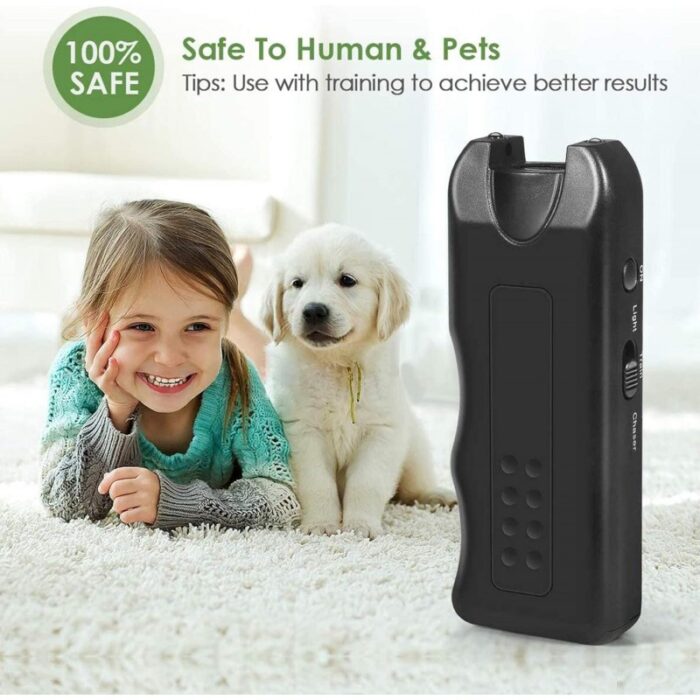 ⁦جهاز طارد للكلاب 3 في 1، يعمل بالموجات فوق الصوتية لمنع نباح الكلاب مع مصباح يدوي LED مزدوج - آمن على الانسان والحيوان⁩ - الصورة ⁦7⁩