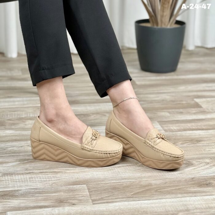 103383988_685ec0efb6a7f كندرة رسمي للنساء لون بيج - الصورة 1