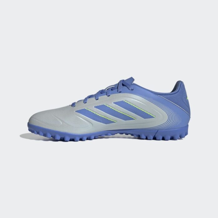⁦adidas Unisex' Copa Pure 3 Club Turf Boots - Blue⁩ - الصورة ⁦4⁩