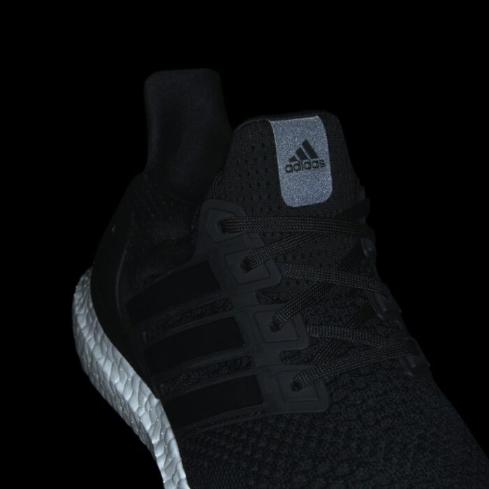 ⁦adidas Men's Ultraboost 1.0 Shoes-Black⁩ - الصورة ⁦13⁩