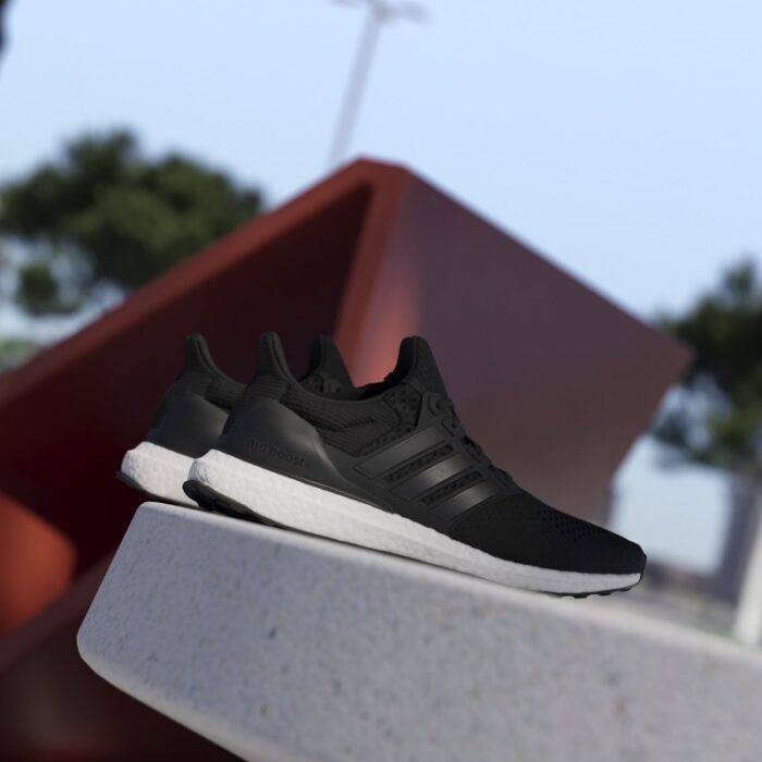 ⁦adidas Men's Ultraboost 1.0 Shoes-Black⁩ - الصورة ⁦19⁩