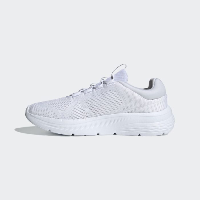 ⁦adidas Men's Cloudfoam Comfy Shoes-White⁩ - الصورة ⁦5⁩