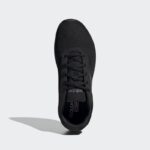 ⁦adidas Men's Cloudfoam Comfy Shoes-Black⁩ - الصورة ⁦3⁩