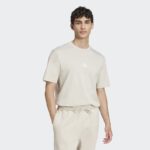 ⁦adidas Men's Essentials Small Logo Single Jersey T-Shirt- Beige⁩ - الصورة ⁦4⁩