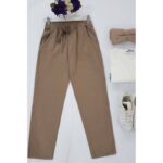 بنطلون بناتي مع ربطة للخصر لون بني