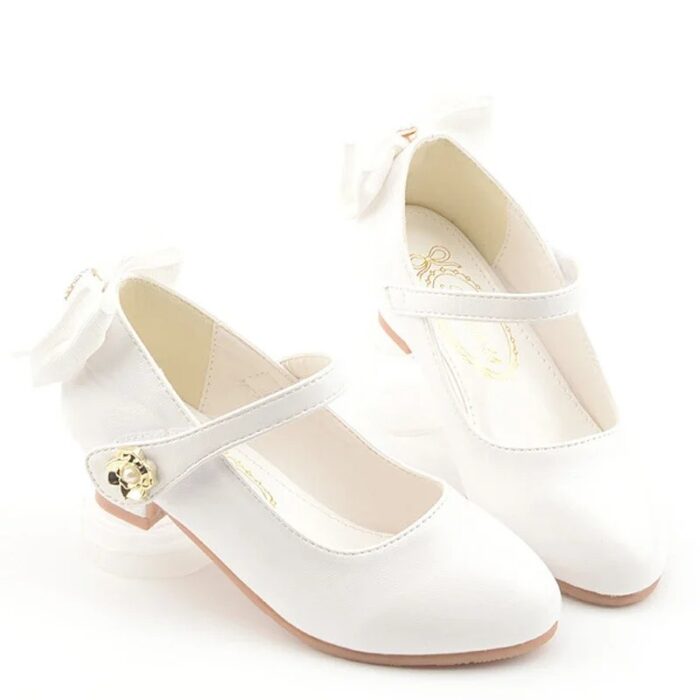 103384160_685ec2808502b حذاء بناتي لون ابيض - الصورة 1