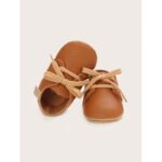 بوت أطفال لون بني