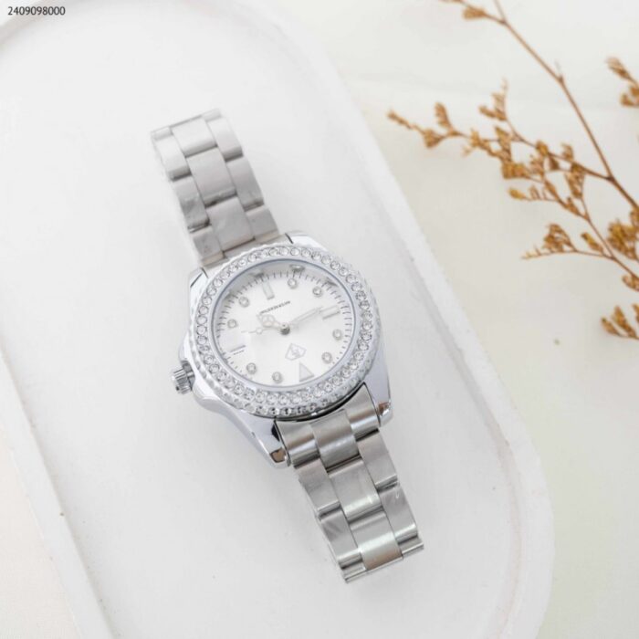 103384309_685ec3e0ab949 ساعة نسائية دائرية مع زركون وحزام معدني (اللون: فضي) - الصورة 1