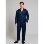 بجامة ستان بأكمام طويلة (قميص وبنطلون) للرجال لون كحلي