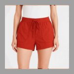 شورت للنساء لون خمري