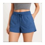 شورت للنساء لون أزرق