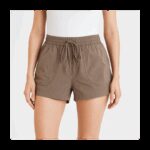 شورت للنساء لون بني