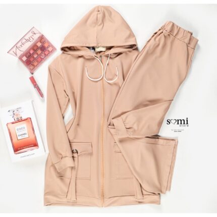 طقم صيفي للصبايا جاكيت وبنطلون لون بني