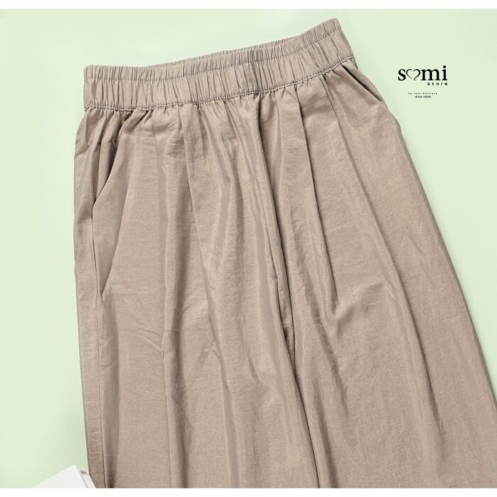 103384580_685ec73ab86bd بنطلون لون بني - الصورة 1