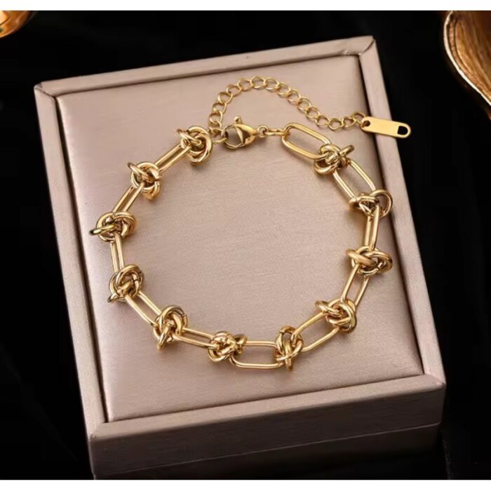 ⁦سوارة تيفاني لون ذهبي⁩ - الصورة ⁦2⁩