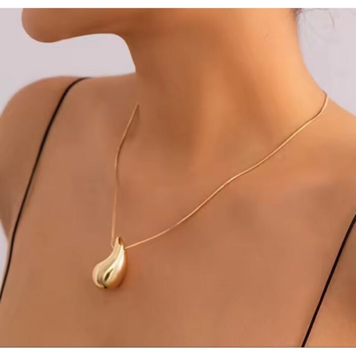 103384818_685ec923a0ebd سلسال قطرة لون ذهبي - الصورة 1