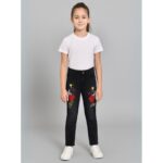 ⁦بنطلون جينز للأطفال لون أسود⁩ - الصورة ⁦2⁩