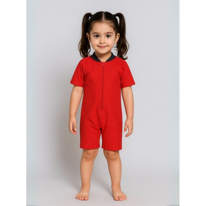 ⁦ملابس أطفال للسباحة لون أحمر⁩ - الصورة ⁦1⁩