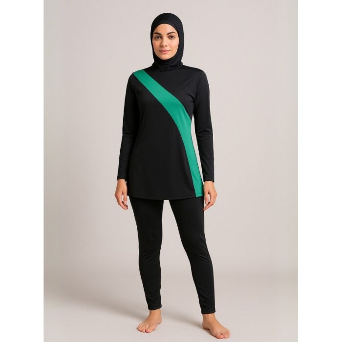 103384998_685ecc18af7a7 ملابس سباحة للنساء - الصورة 1