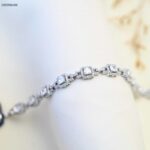 سوار زركون مربعات أبيض لون فضي