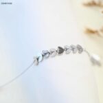 سوار بتصميم ورقة لون فضي