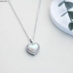 سلسال قلب زركون أبيض لون فضي