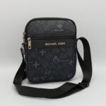 شنطة كروس لون أسود