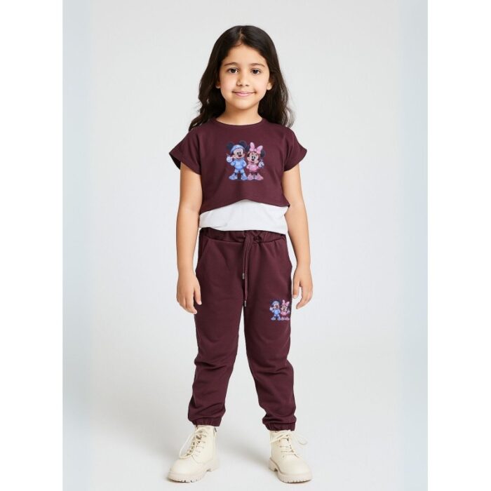 103385321_685ecf3eb47e3 بيجامة بناتي 3 قطع لون خمري - الصورة 1