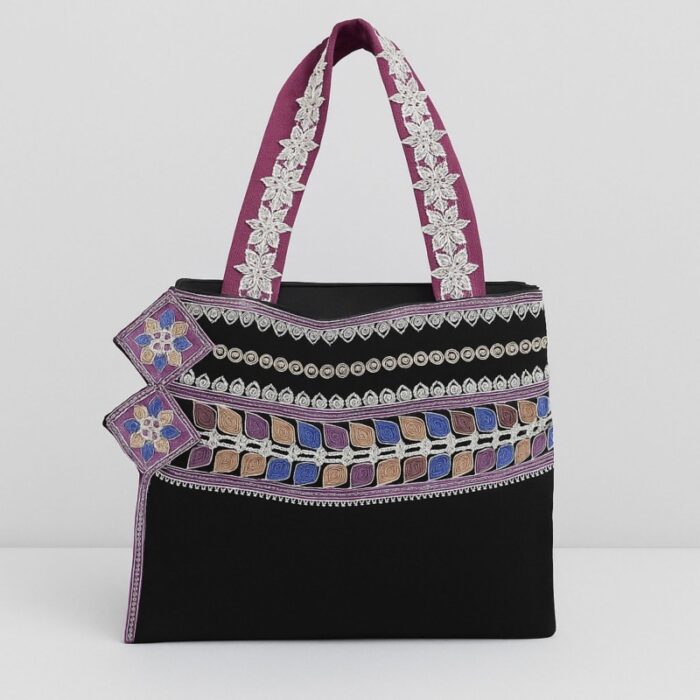 103385339_685ecf6752c7a حقيبة ستاتية صناعة يدوية بتصميم أنيق لون أسود ونهدي - الصورة 1