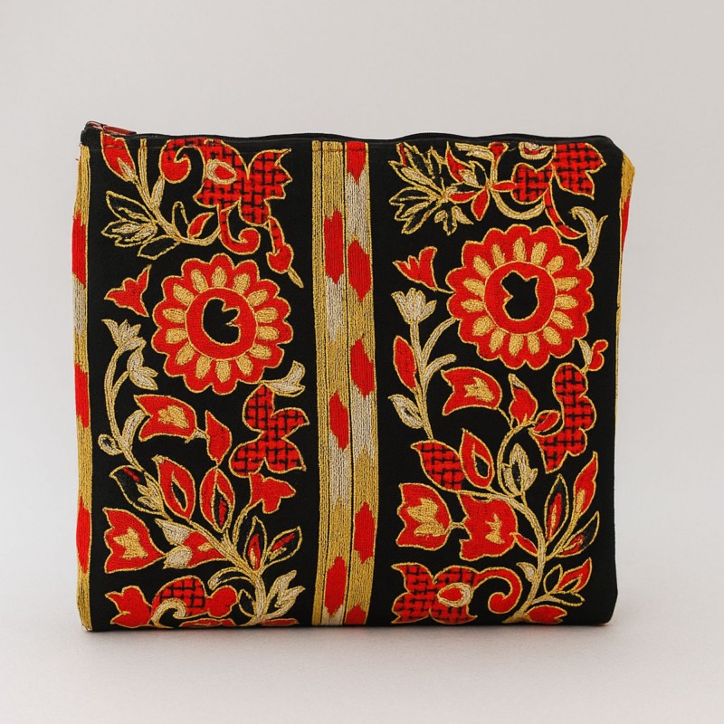 ⁦حقيبة ستاتية صناعة يدوية بتصميم أنيق لون أسود وذهبي⁩ - الصورة ⁦1⁩