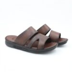 ⁦شبشب جلد طبيعي من SABATO للرجال لون بني محروق⁩ - الصورة ⁦2⁩