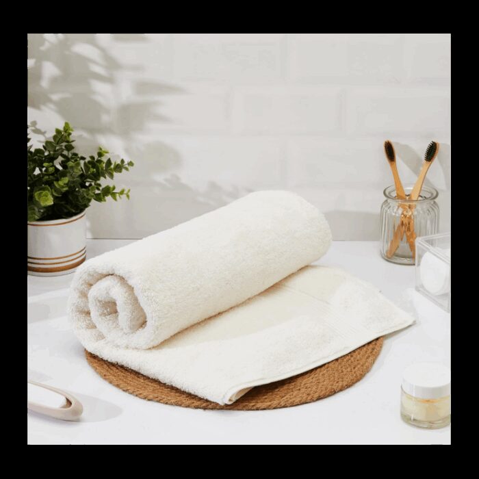 103385381_68606a13dbae8 بشكير قطن لون أوف وايت VALOR BRONZE 50X90 CM - الصورة 1