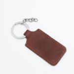 ⁦ميدالية جلد لون بني⁩ - الصورة ⁦2⁩